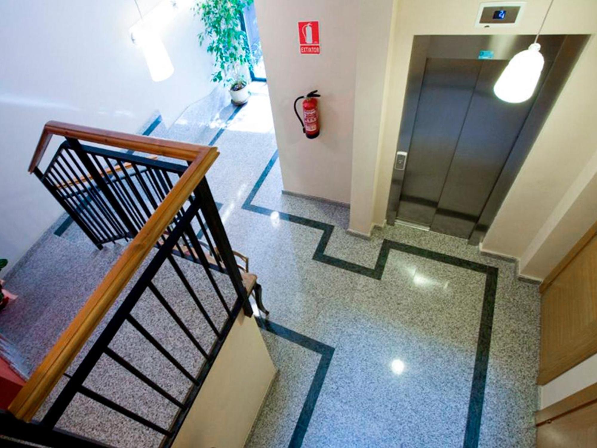 Apartamentos Senorio De Haro 3000 Экстерьер фото